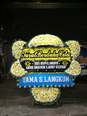 Papan Bunga Duka di Labangka