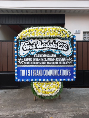 Papan Bunga Duka di Labangka